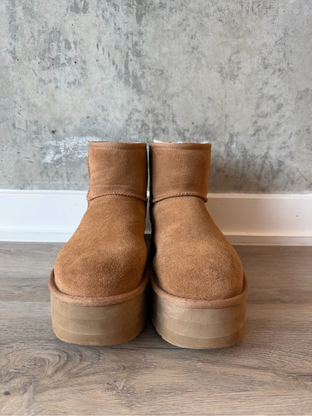 UGG Classic Mini Platform Boots